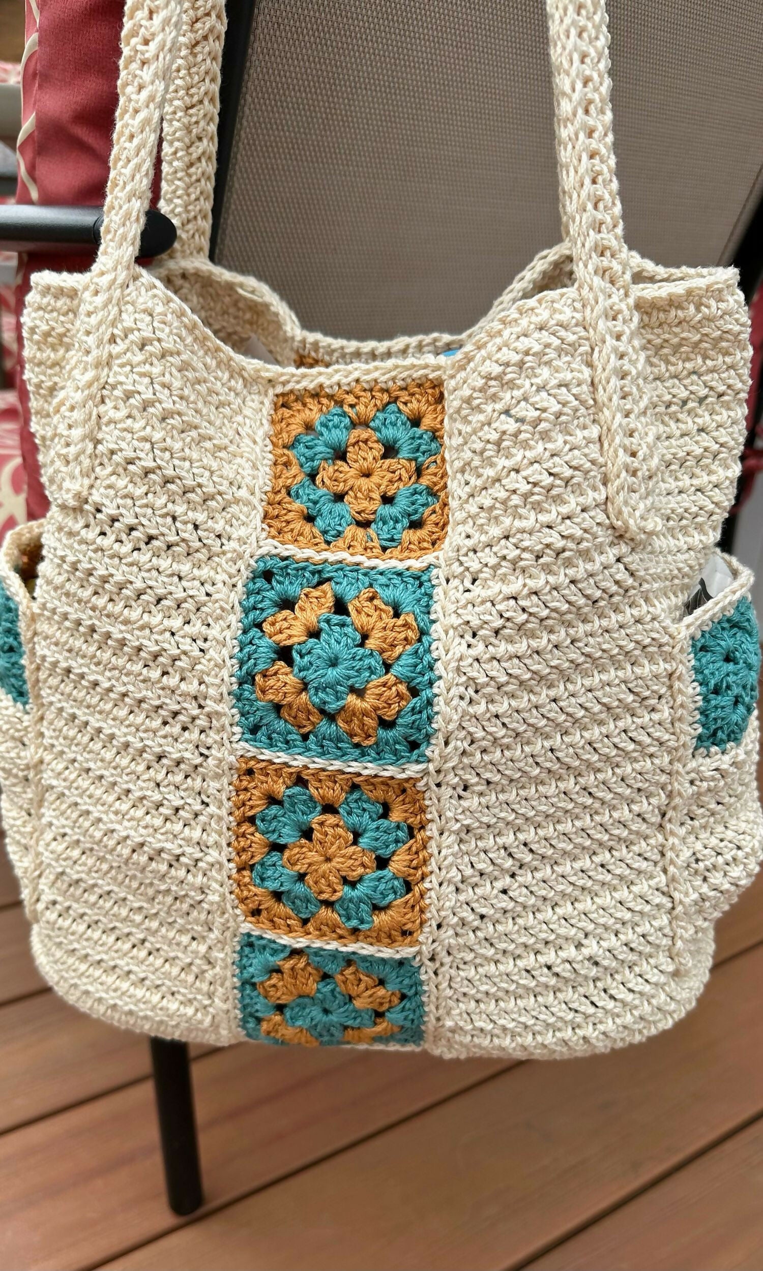 Dafne Granny Stripe Bag (Crochet)